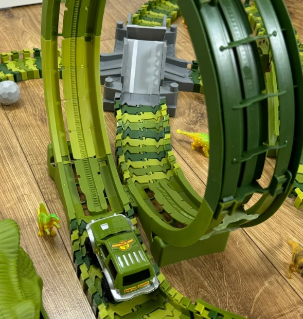 Pista Jurassic Adventure®️ - Set de 256 Piezas